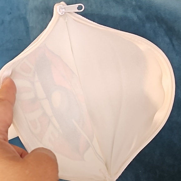 Handmade canvas pouch 👝 😍 - Picture 6 of 8